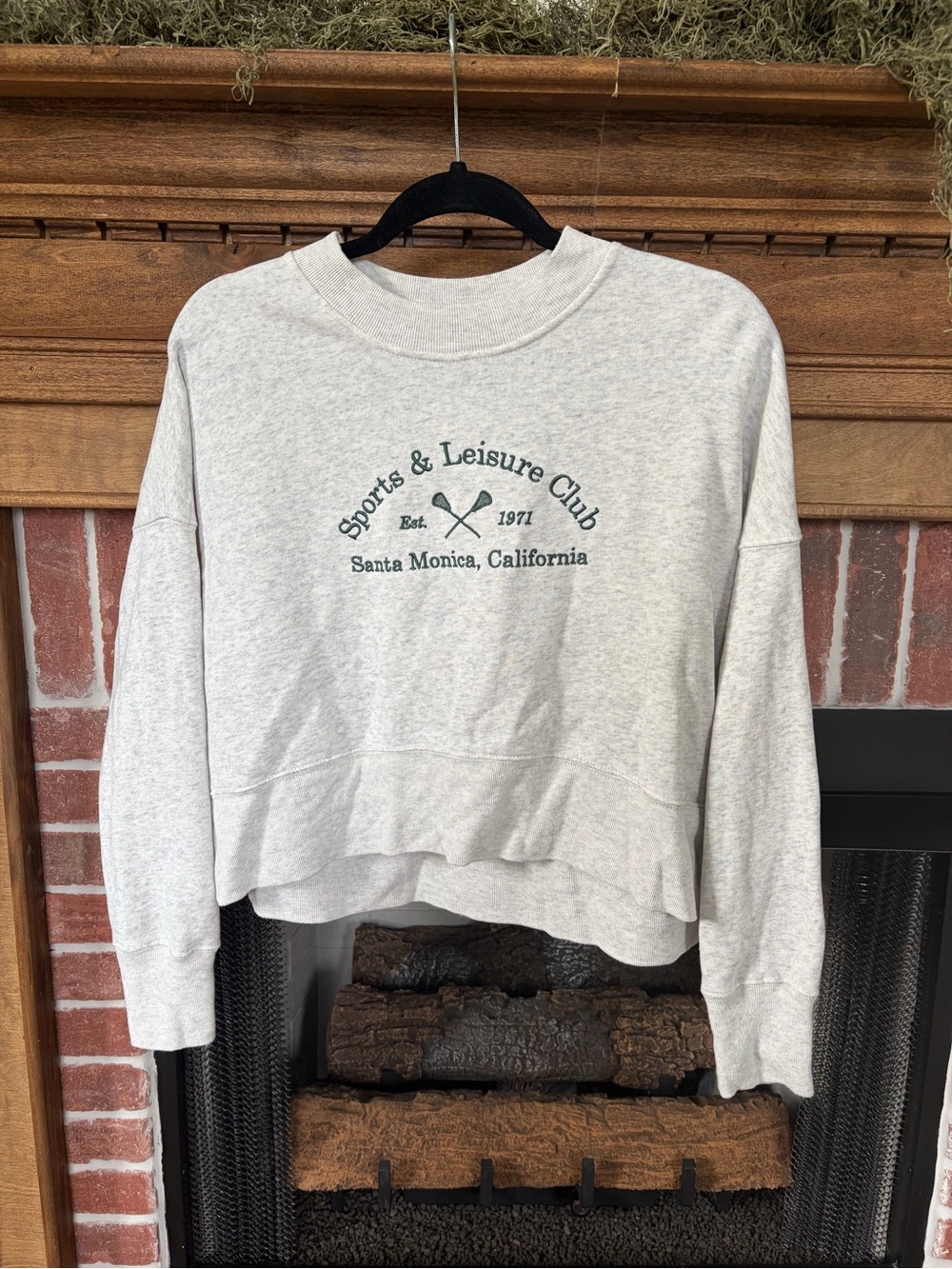 Abercrombie & Fitch Light Heather Gray Crewneck Sweatshirt with Green embroidery